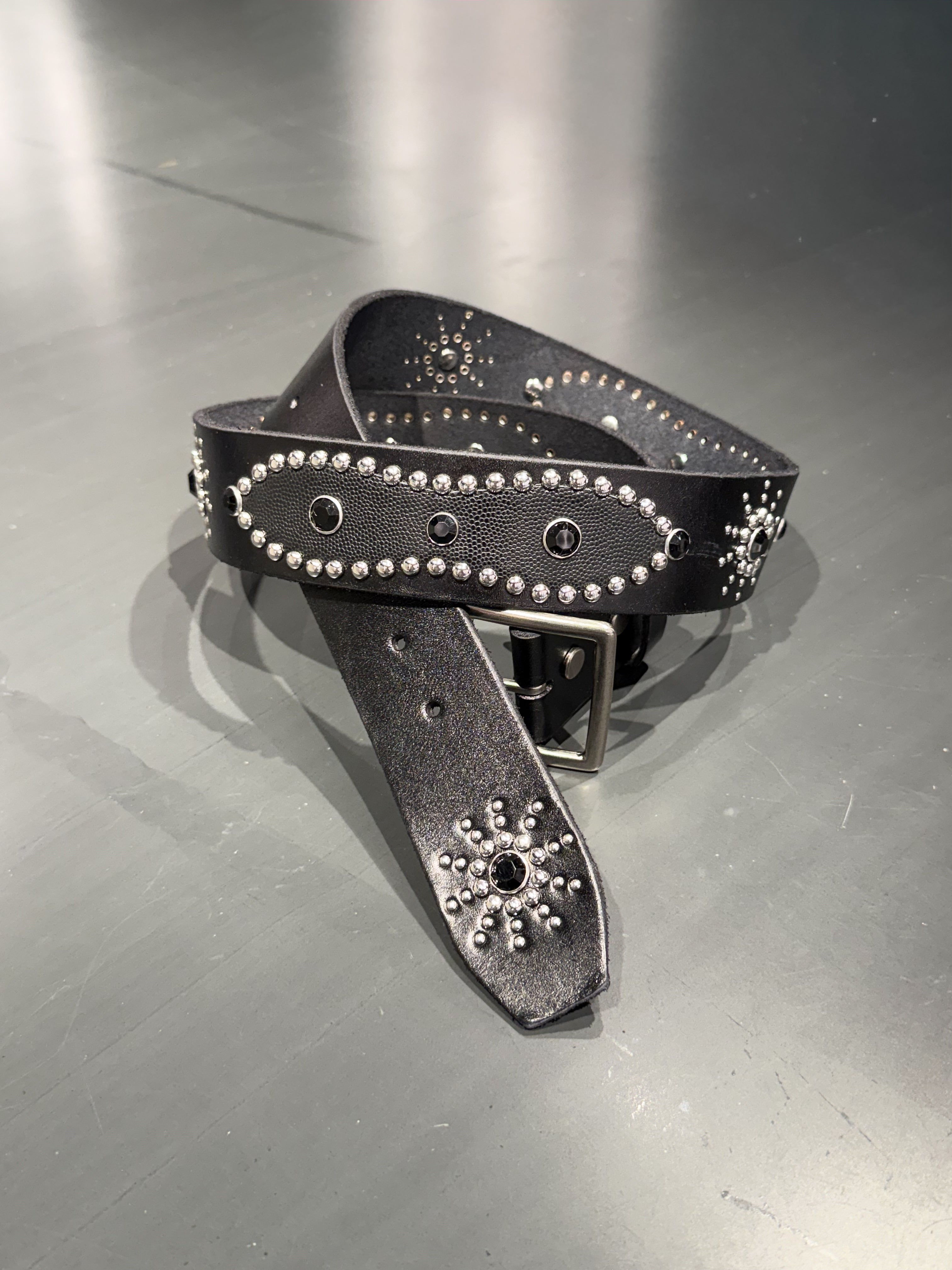 rurumu: ベルト　ブラック　ウエスタン BLACKPYRE OVAL WESTERN GEM BELT：ブラックパイア オーバル