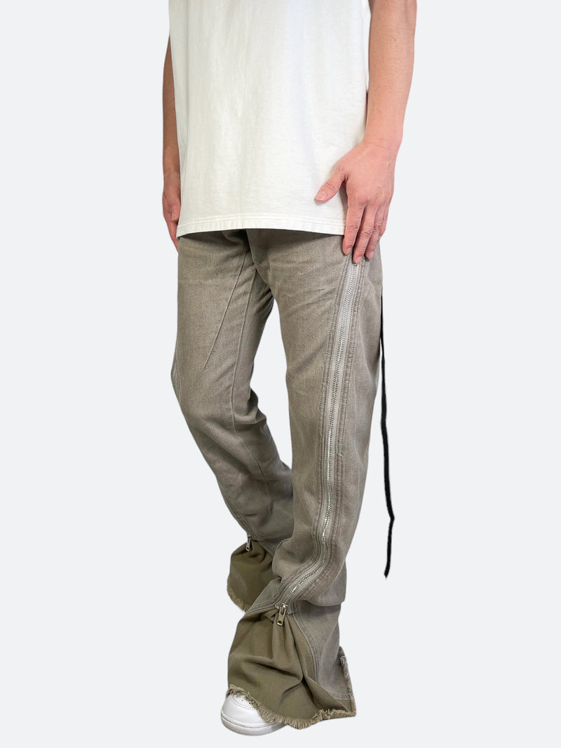 BIG ZIPPER DESIGN WIDE LEG FLARED DENIM：ビッグジッパーデザインワイドレッグフレアデニム