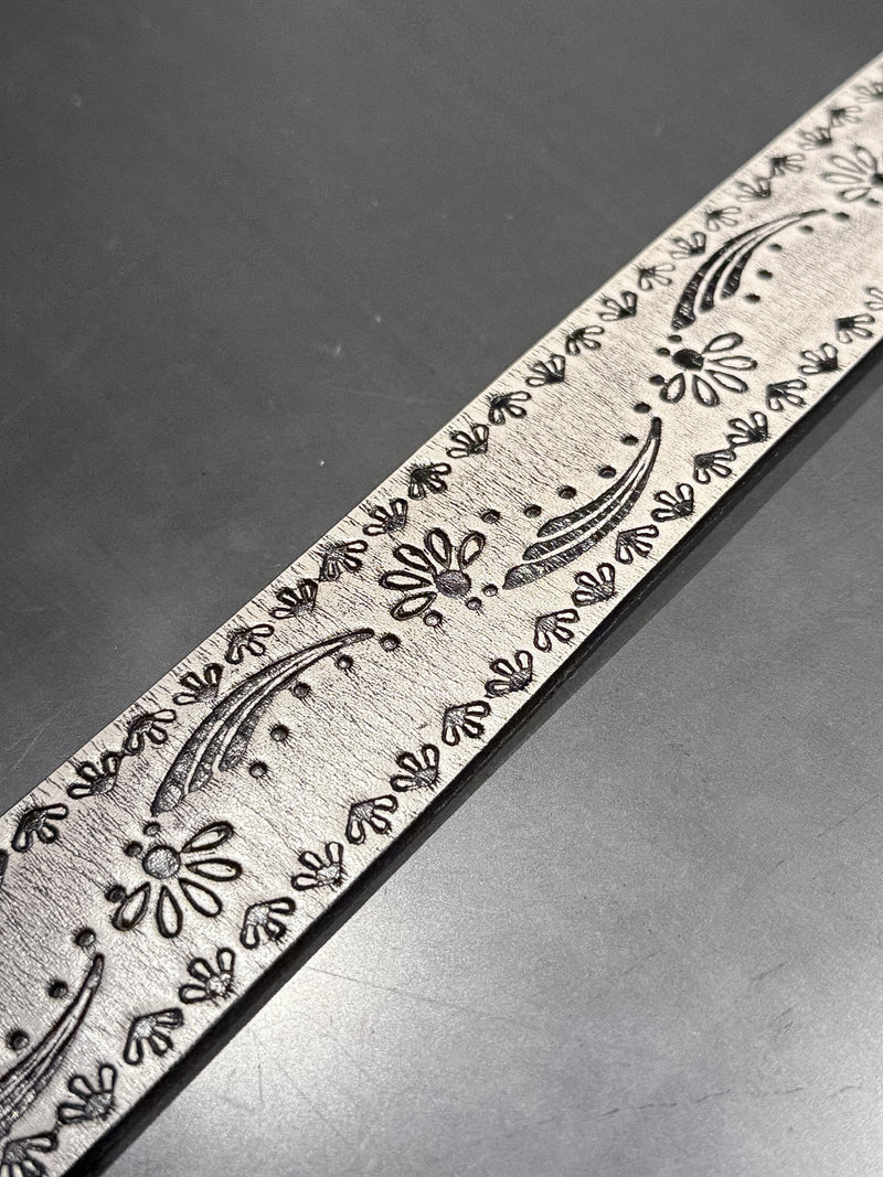 ENGRAVED PAISLEY WESTERN BELT：エングレーブド ペイズリー