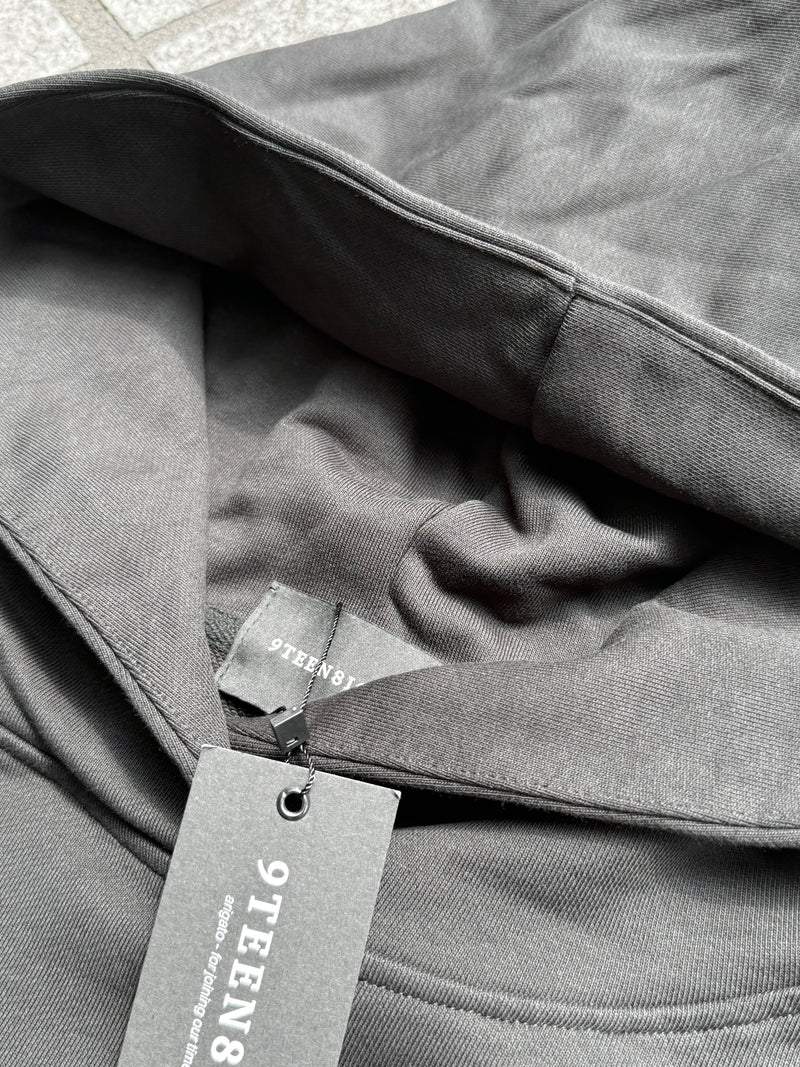 USED ​​SOLID COLOR WASHED HOODIE: Used solid color washed hoodie