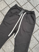 ESSENTIAL SHADOW LOUNGE FLARE PANTS：エッセンシャル シャドウ ラウンジ フレア パンツ