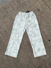 DAMAGED PATCH WHITE SKINNY DENIM: Damaged patch white skinny denim