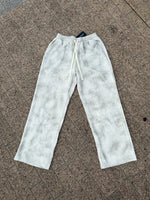 DAMAGED PATCH WHITE SKINNY DENIM: Damaged patch white skinny denim