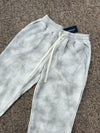 DAMAGED PATCH WHITE SKINNY DENIM: Damaged patch white skinny denim