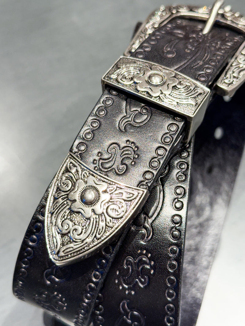 RUSTED REBELLION DENIM: Rusted Rebellion denim