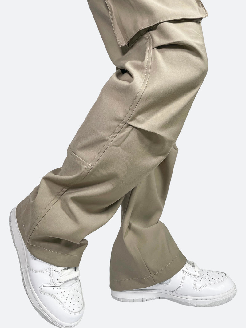 WIDE LEG PARATROOPER CARGO PANTS: Wide leg paratrooper cargo pants