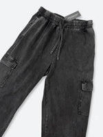 DAMAGED PATCH WHITE SKINNY DENIM: Damaged patch white skinny denim