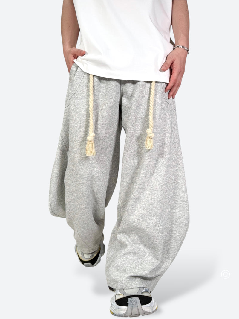 DAMAGED PATCH WHITE SKINNY DENIM: Damaged patch white skinny denim