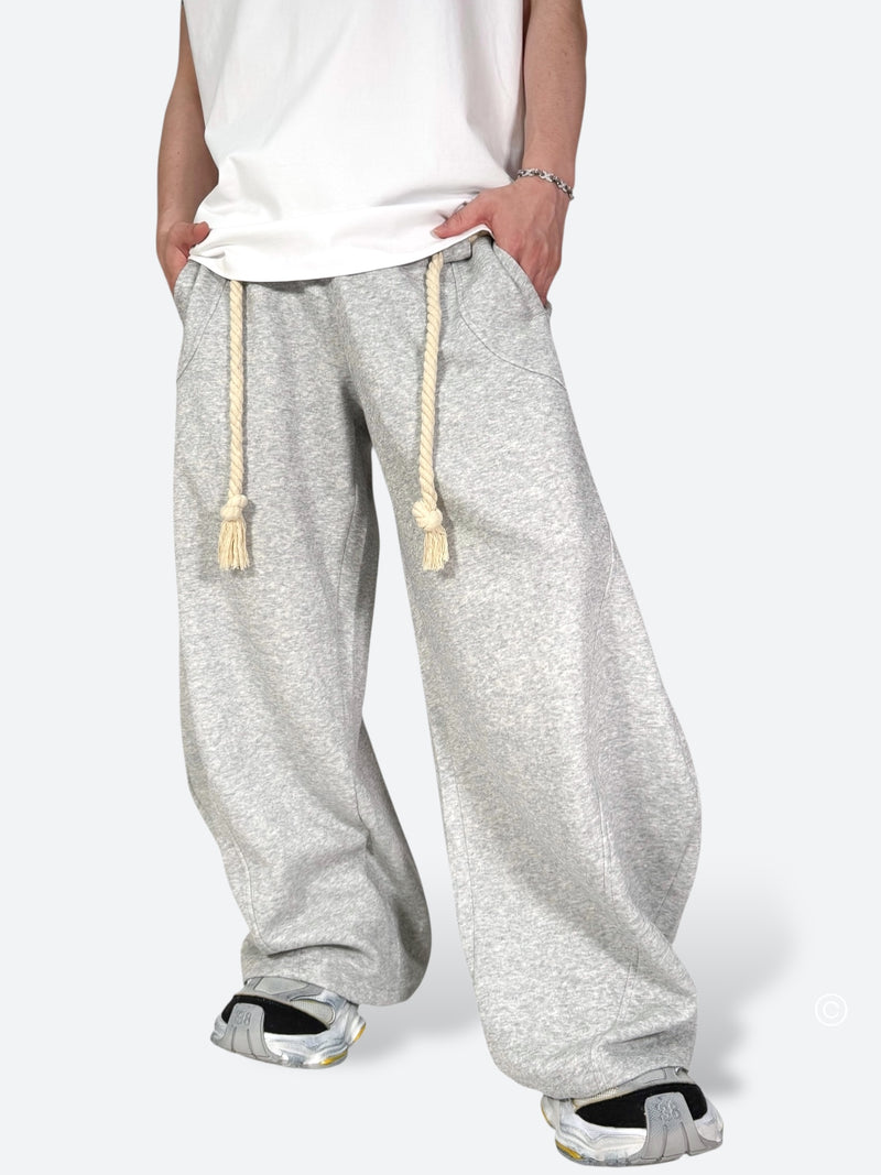 DAMAGED PATCH WHITE SKINNY DENIM: Damaged patch white skinny denim