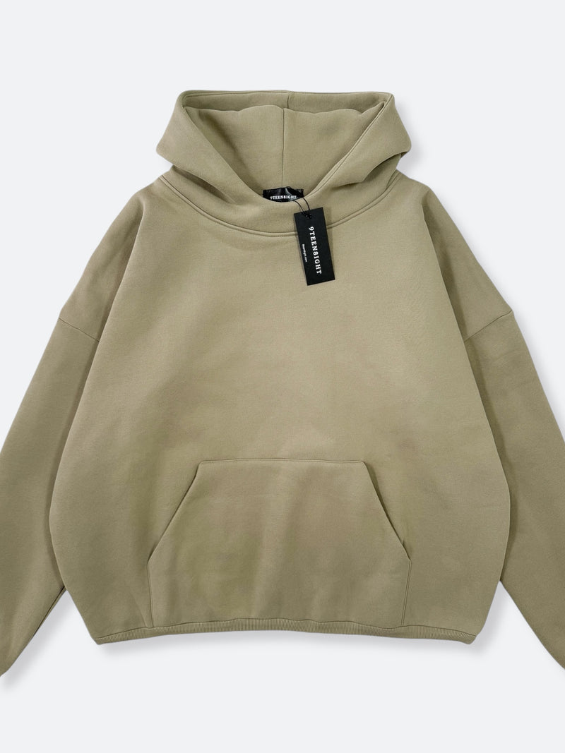 ESSENTIAL COMFORT HOODIE：エッセンシャルコンフォートフーディー