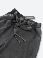 DAMAGED PATCH WHITE SKINNY DENIM: Damaged patch white skinny denim