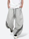 DAMAGED PATCH WHITE SKINNY DENIM: Damaged patch white skinny denim