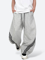DAMAGED PATCH WHITE SKINNY DENIM: Damaged patch white skinny denim