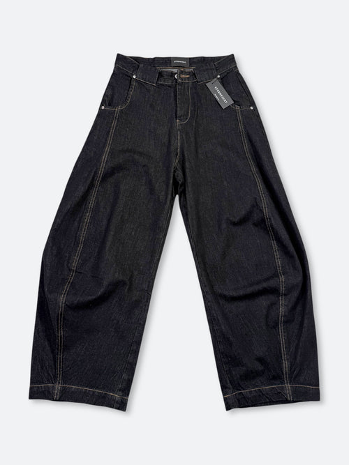 DAMAGED PATCH WHITE SKINNY DENIM: Damaged patch white skinny denim