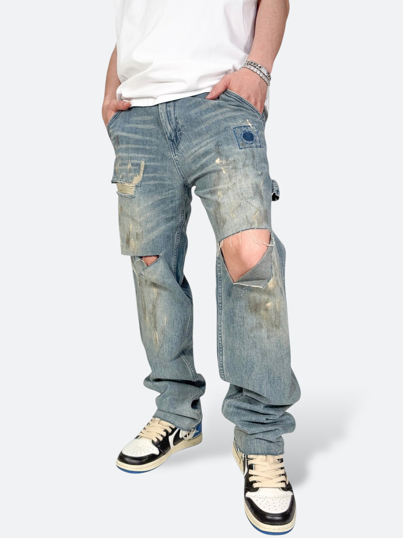 DAMAGED PATCH WHITE SKINNY DENIM: Damaged patch white skinny denim