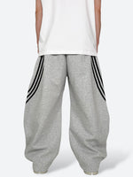 DAMAGED PATCH WHITE SKINNY DENIM: Damaged patch white skinny denim