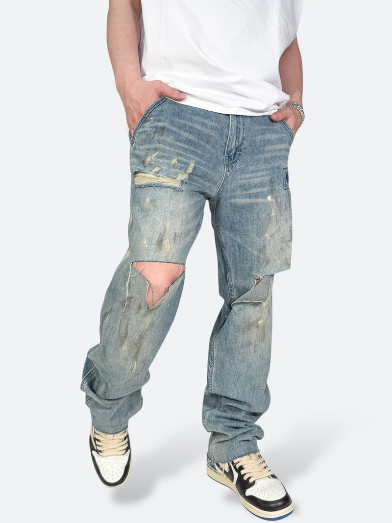 DAMAGED PATCH WHITE SKINNY DENIM: Damaged patch white skinny denim