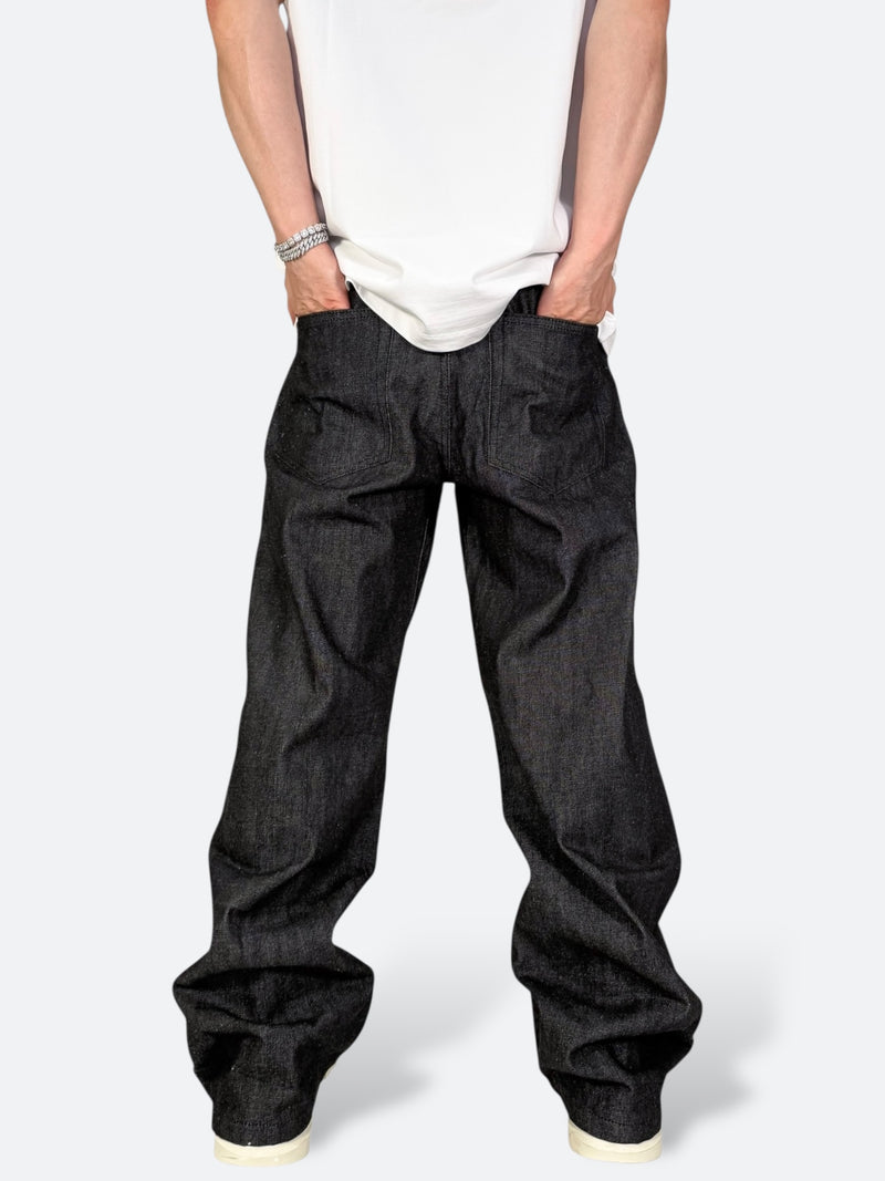 DAMAGED PATCH WHITE SKINNY DENIM: Damaged patch white skinny denim