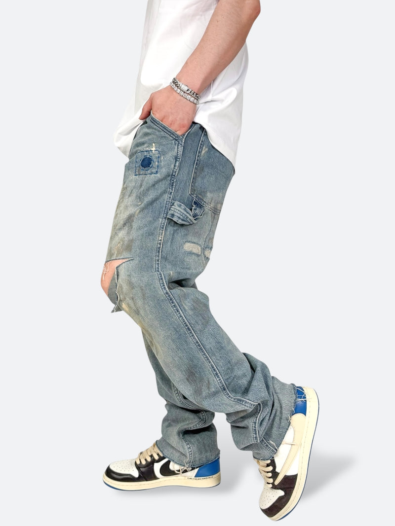 DAMAGED PATCH WHITE SKINNY DENIM: Damaged patch white skinny denim