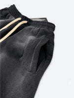 DAMAGED PATCH WHITE SKINNY DENIM: Damaged patch white skinny denim