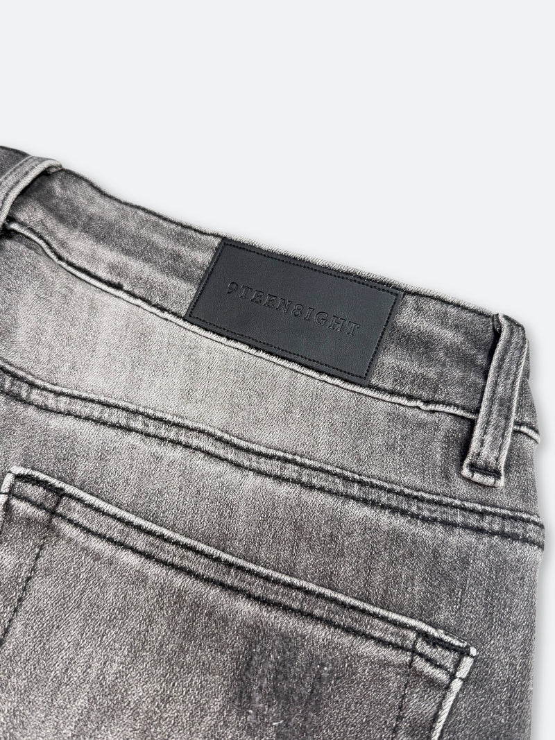 VANDALIZED CAGED DAMAGE DENIM：ヴァンダライズド ケイジド ダメージ デニム