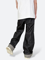 DAMAGED PATCH WHITE SKINNY DENIM: Damaged patch white skinny denim