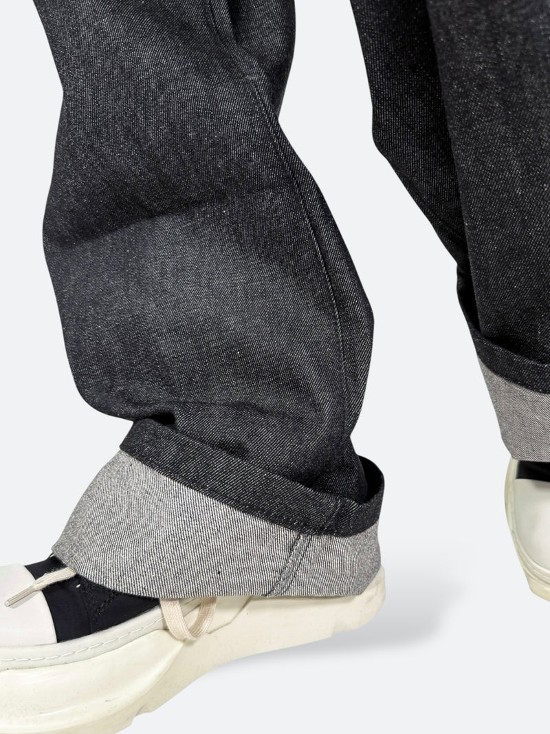 DAMAGED PATCH WHITE SKINNY DENIM: Damaged patch white skinny denim