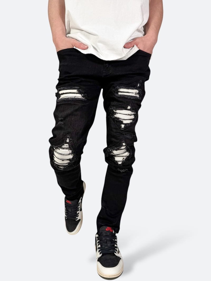 DAMAGED PATCH WHITE SKINNY DENIM: Damaged patch white skinny denim