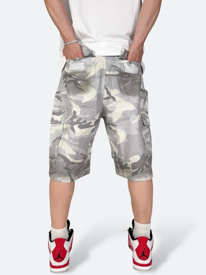 SNOW FROST CRYON CAMO SHORTS：スノー フロスト クライオン カモ ショーツ