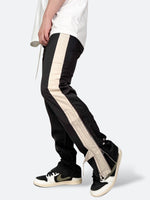 DAMAGED PATCH WHITE SKINNY DENIM: Damaged patch white skinny denim