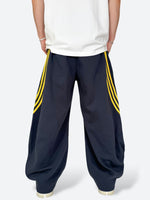 DAMAGED PATCH WHITE SKINNY DENIM: Damaged patch white skinny denim