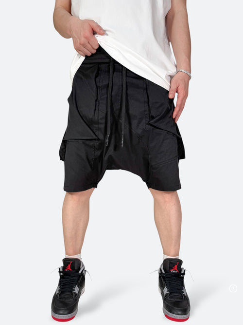 VEILSTRUCT TIERED SAROUEL SHORTS：ヴェイルストラクト ティアード サルエル ショーツ