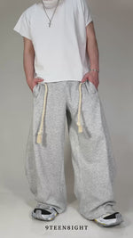DAMAGED PATCH WHITE SKINNY DENIM: Damaged patch white skinny denim